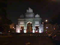 Building at night.JPG (17235 bytes)