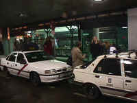 Taxis at Madrid bus station.JPG (27488 bytes)